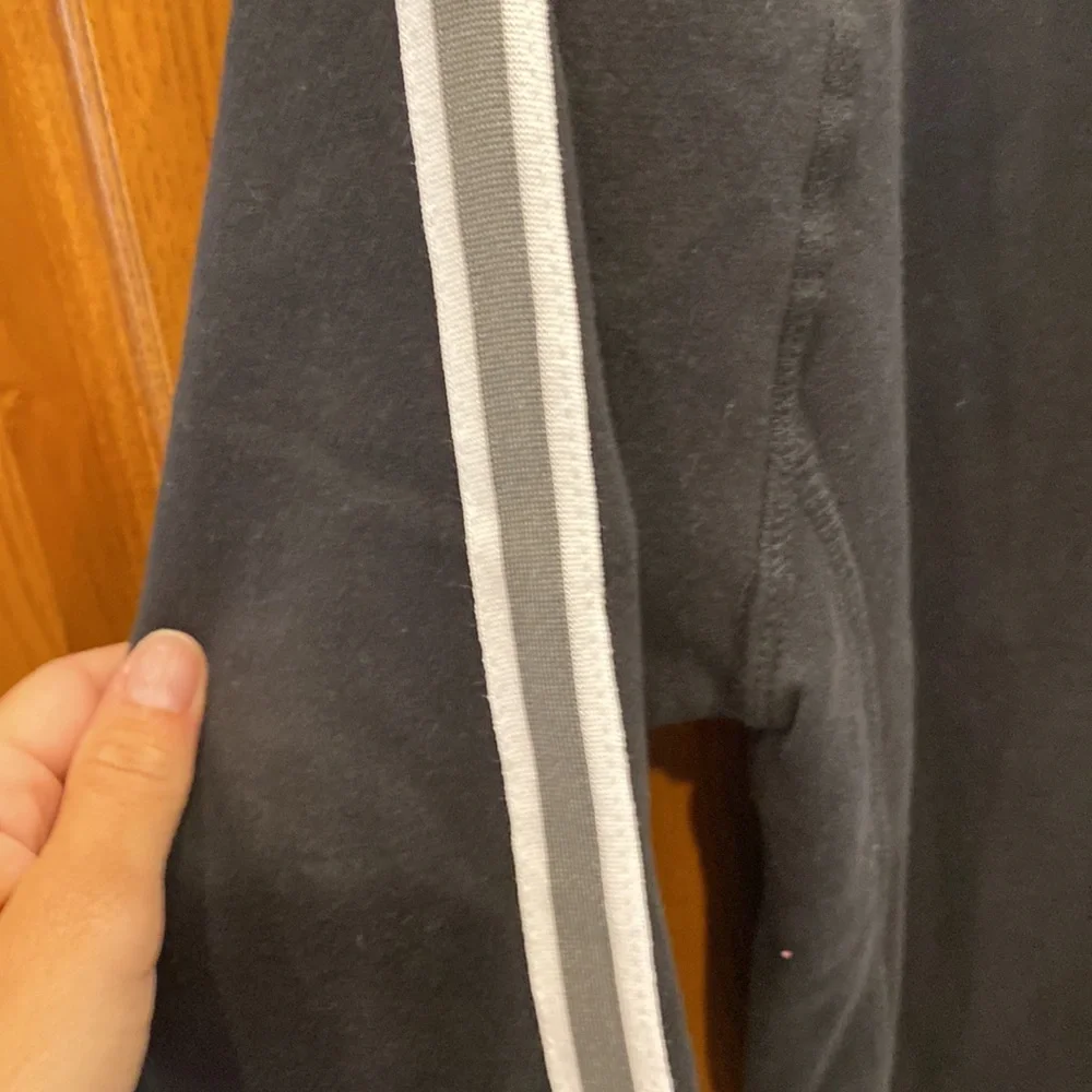 NWT J. America Black and Orange Baseball Crewneck Sweatshirt size medium - Picture 4 of 4